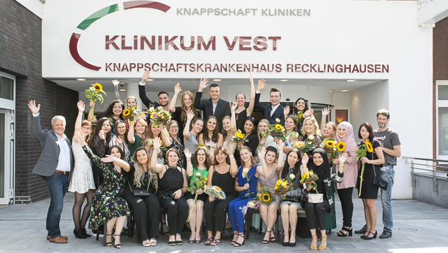 Erfolgreich absolvierte Examina an der Gesundheits- und Krankenpflegeschule der Klinikum-Vest GmbH