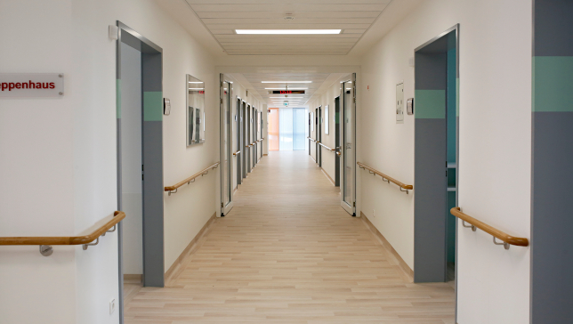 Stationsflur Ebene 3 - Klinik für Gynäkologie und Geburtshilfe - Brustzentrum, Klinikum Vest, Paracelsus-Klinik Marl