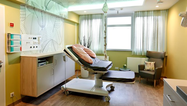 Klinik für Gynäkologie und Geburtshilfe - Brustzentrum: Kreisssaal 1